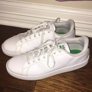Men’s all white Adidas